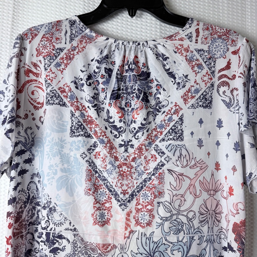World Unity Tunic Top Knit Women XL Blue Paisley Crochet Lace Sharkbite Hem - Picture 6 of 10